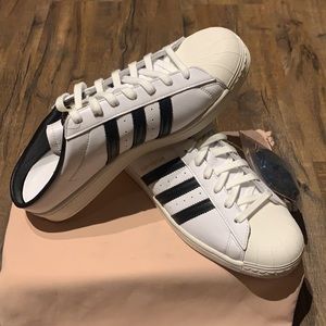 Deals for Mens Adidas Superstar Limited 